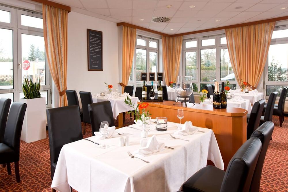 Achat Hotel Schwarzheide Lausitz Ngoại thất bức ảnh