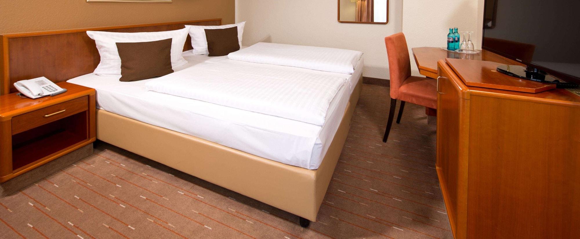 Achat Hotel Schwarzheide Lausitz Ngoại thất bức ảnh