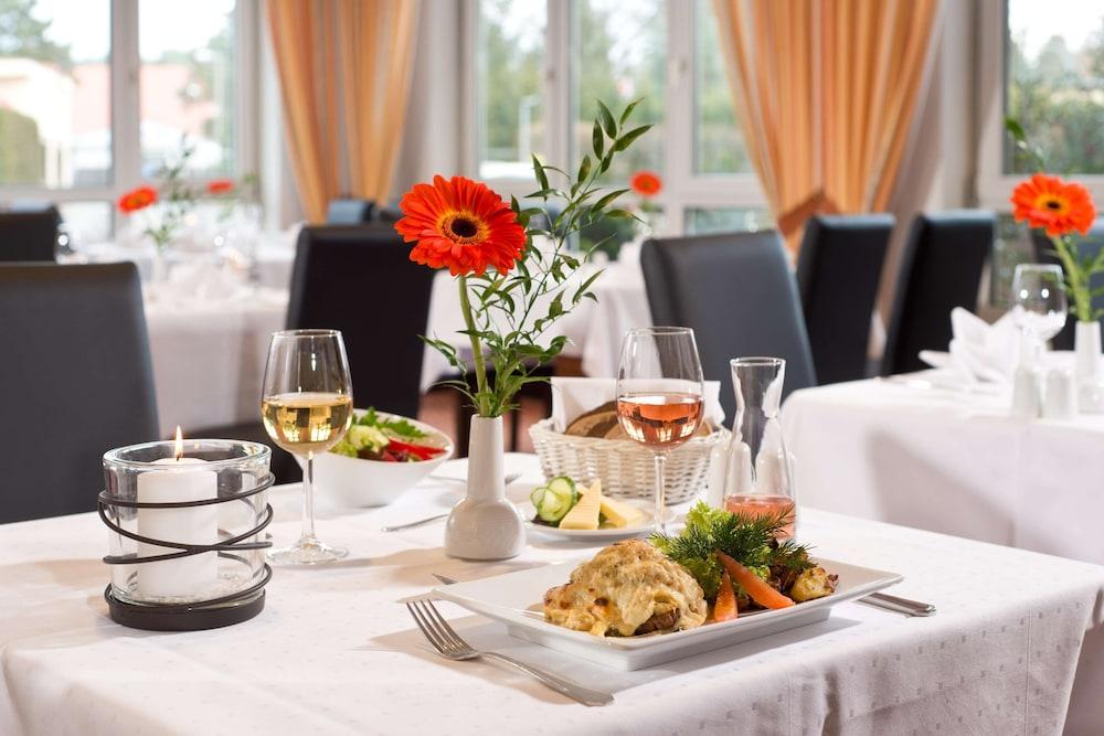 Achat Hotel Schwarzheide Lausitz Ngoại thất bức ảnh