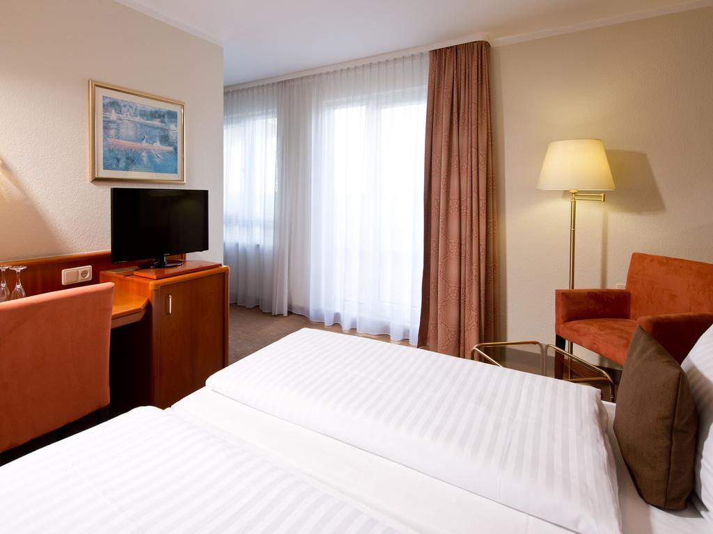 Achat Hotel Schwarzheide Lausitz Ngoại thất bức ảnh